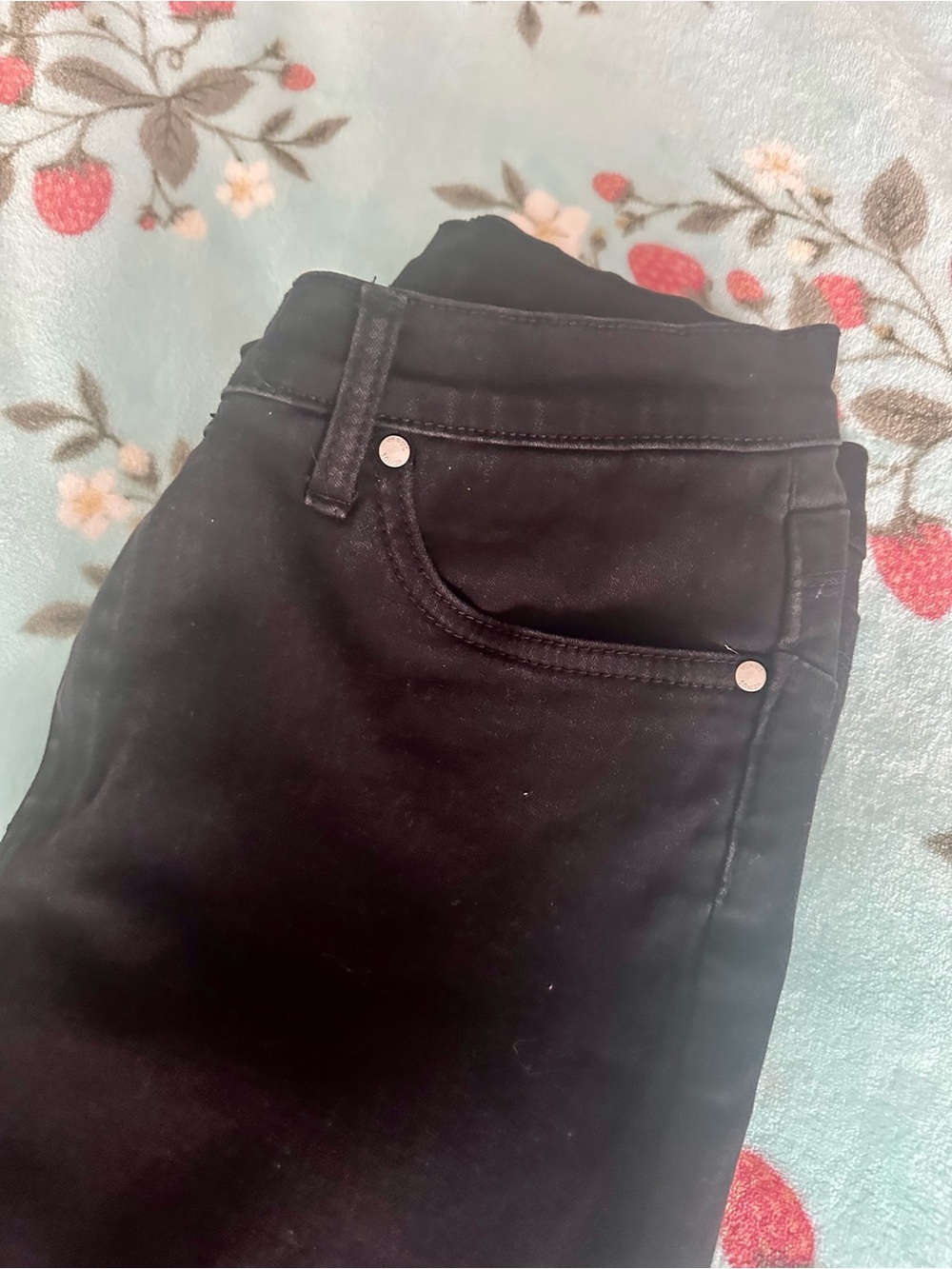 VENUS Black Skinny Jeans - Sleek Everyday Style - Picture 3 of 5